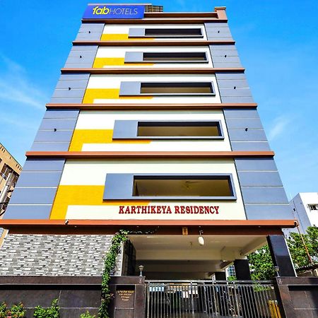 Fabhotel Karthikeya Residency - Tirupati Bus Stand - 900M Exteriör bild