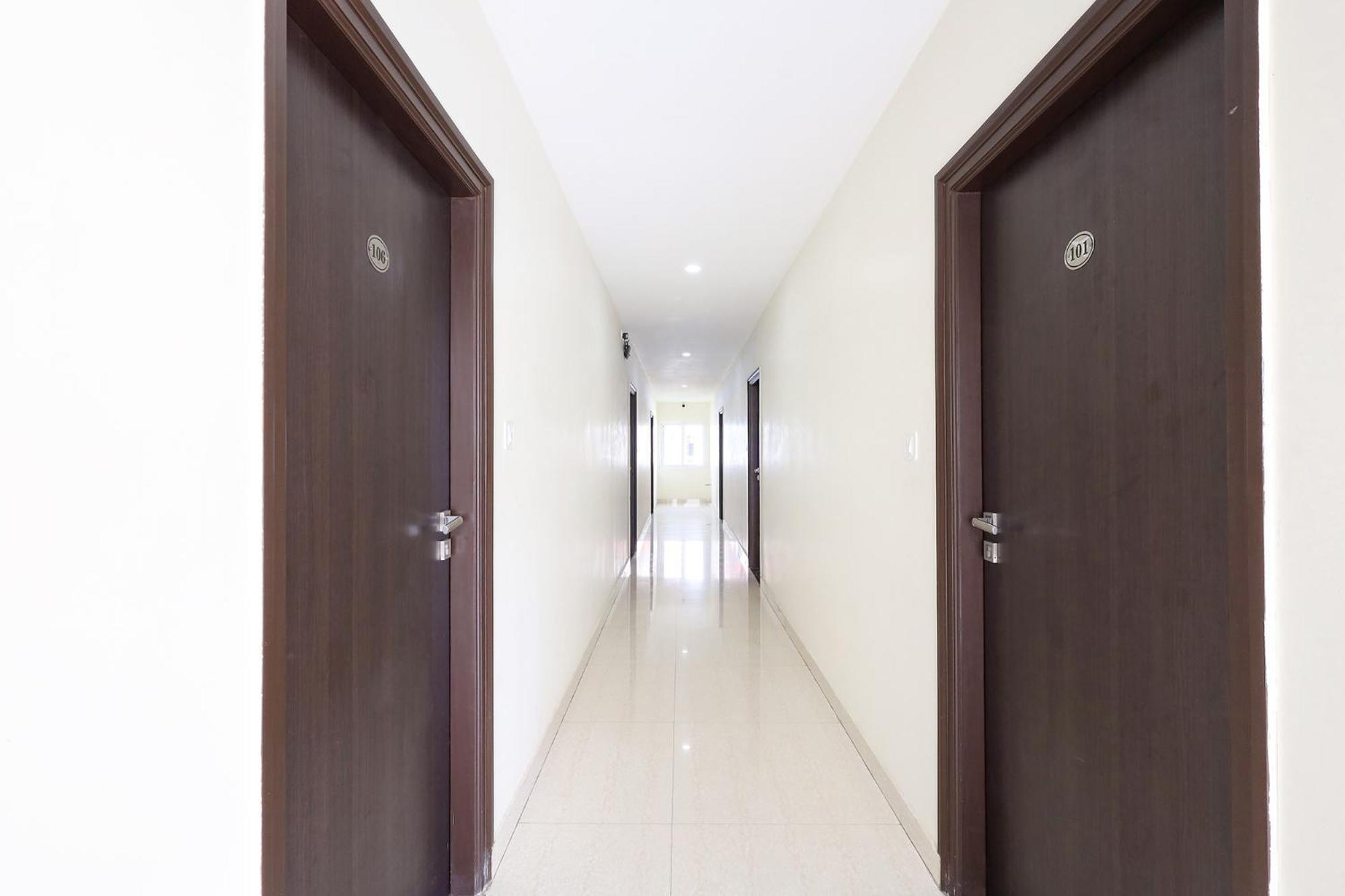 Fabhotel Karthikeya Residency - Tirupati Bus Stand - 900M Exteriör bild