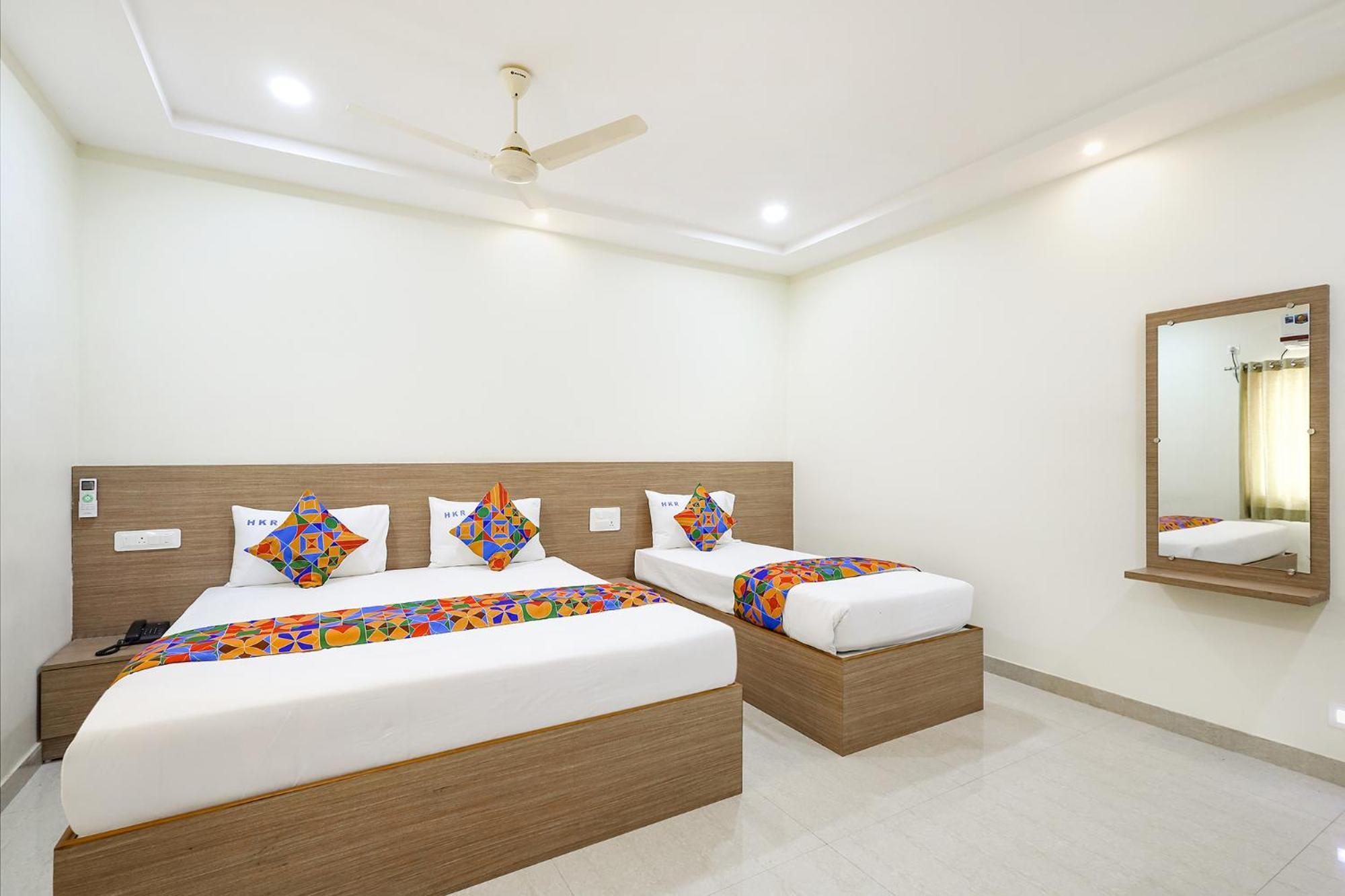 Fabhotel Karthikeya Residency - Tirupati Bus Stand - 900M Exteriör bild