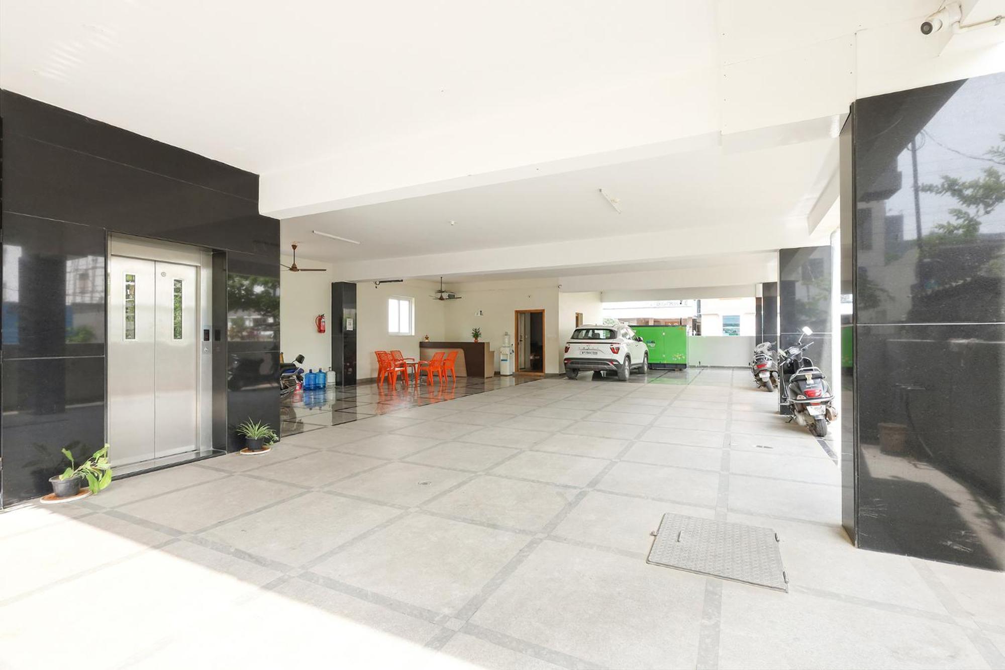 Fabhotel Karthikeya Residency - Tirupati Bus Stand - 900M Exteriör bild