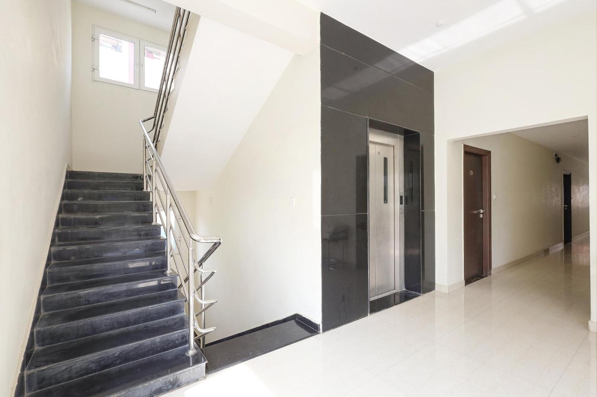 Fabhotel Karthikeya Residency - Tirupati Bus Stand - 900M Exteriör bild